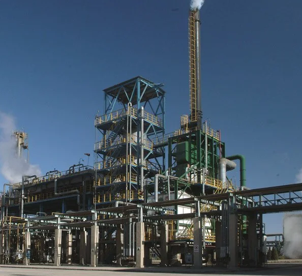 Application of dissolved air flotation in oil refineries