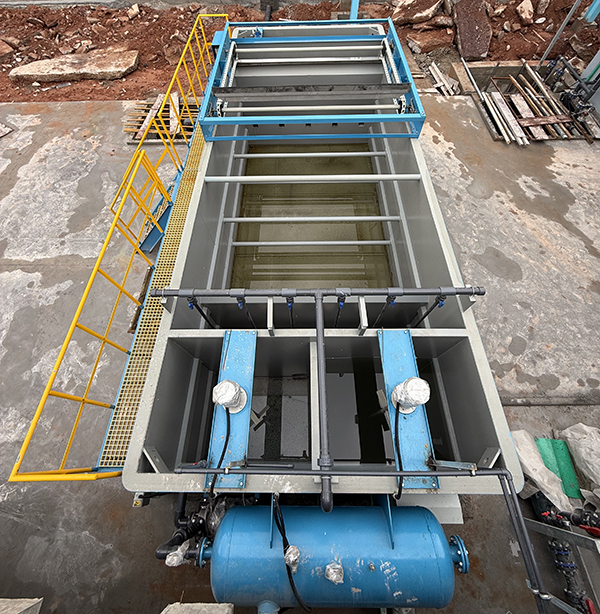 Dissolved Air Flotation Water Treatment for Waste Water