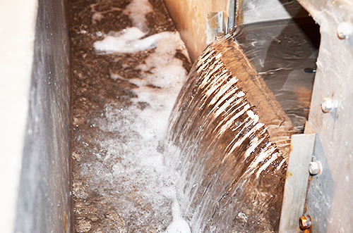 Inclined-Plate-Clarifier-for-Suspended-Solids-Removal-in-Wastewater-Treatment